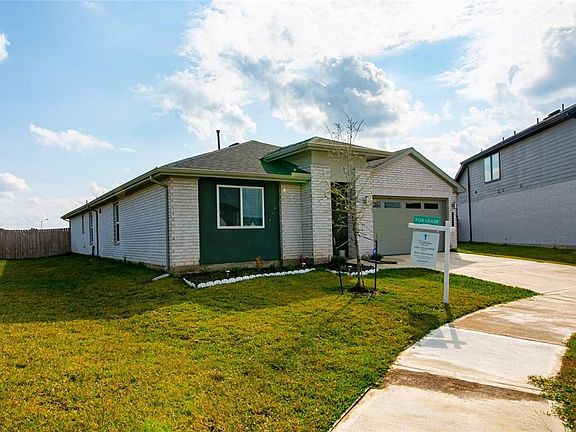 2nd image of 28903 Lupo River Ct