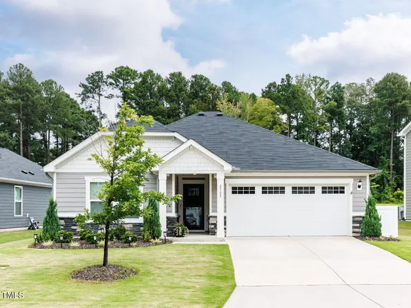 2105 Feather Rock Dr, Durham, NC 27704