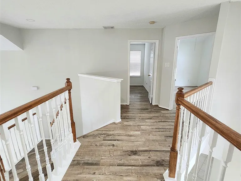 14335 Berrington Dr — Photo 20