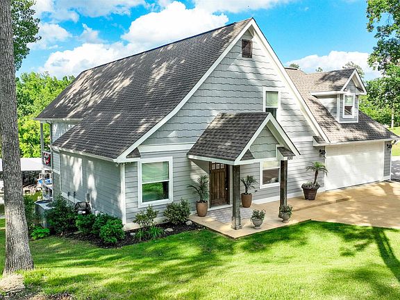 3rd image of 800 River Cliff Ln