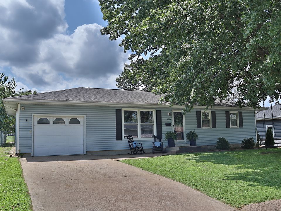 1st image of 1214 Easy St