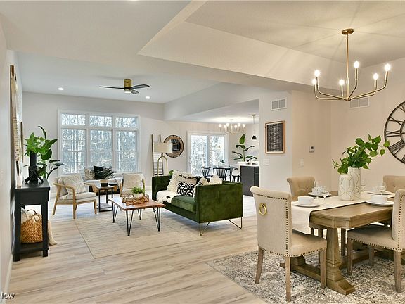 2nd image of 2336 Wilshire Dr