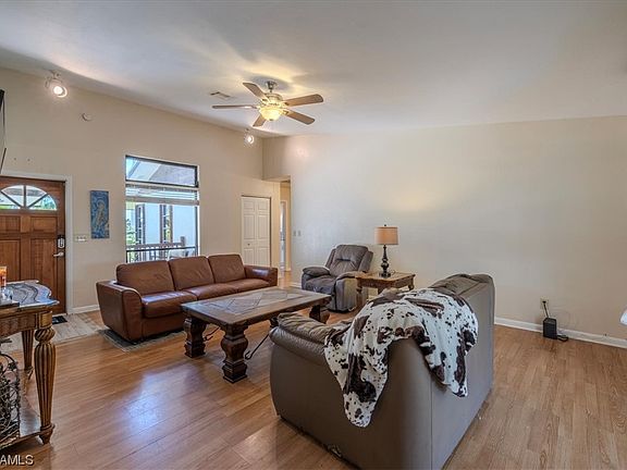 5th image of 5511 Avenue D