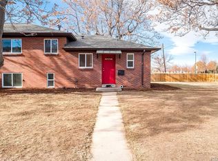 7830 Montview Blvd, Denver, CO 80220