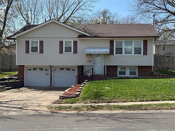 2nd image of 7328 Harvard Dr