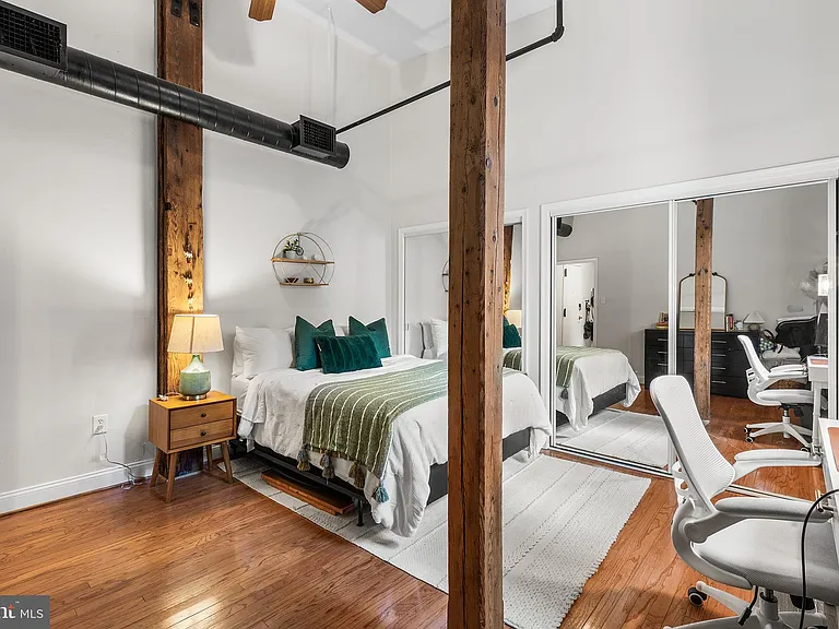 205 N 4th St #11-F5 — Photo 18