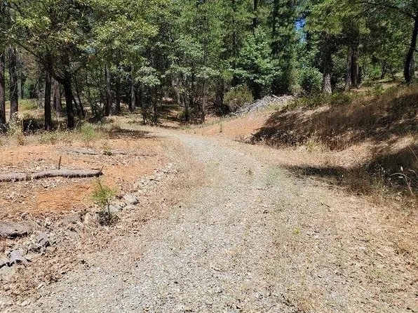14425 Old White Toll Rd, Grass Valley, CA 95945