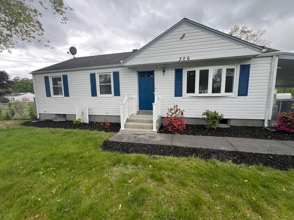306 Greenaway Dr, Springfield, MA 01109