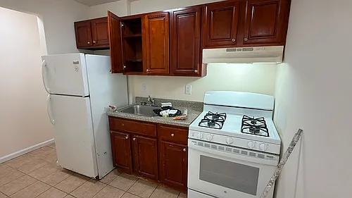 1344 Southern Blvd Photo 1 1344 Southern Blvd Photo 1