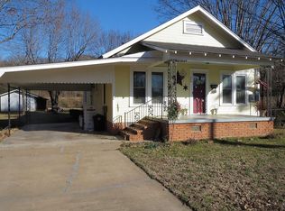 423 S Central St, Clarksville, AR 72830