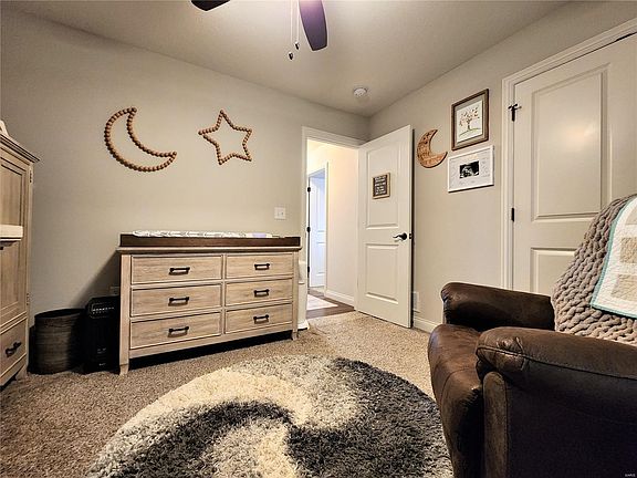 3rd image of 3605 Yellowwood Dr