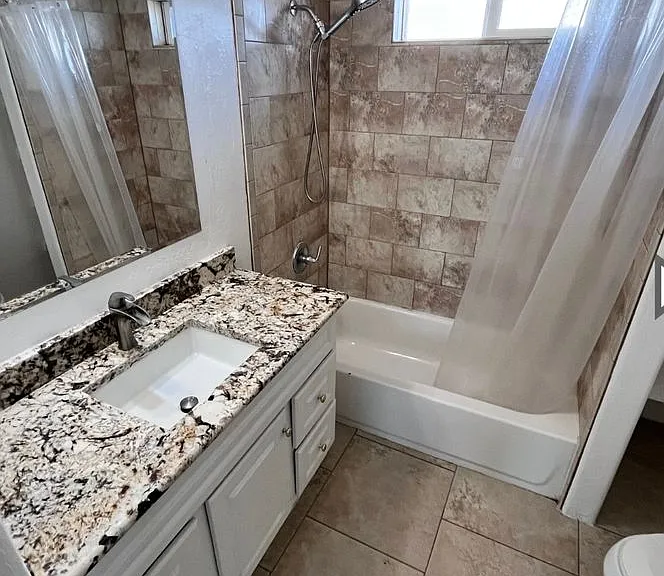 3713 S 7th Ave — Photo 13