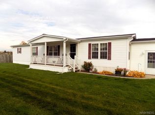 228 Golden Pond Est, Akron, NY