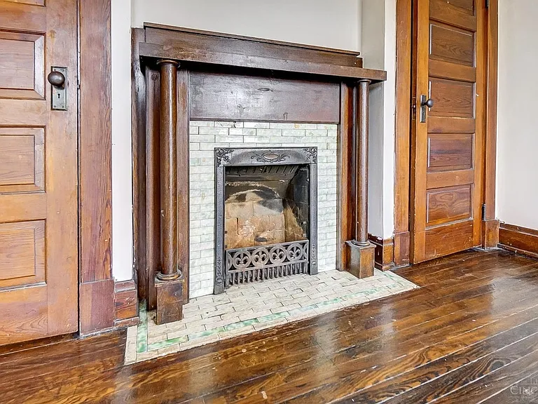 18 Township Ave #1 — Photo 3
