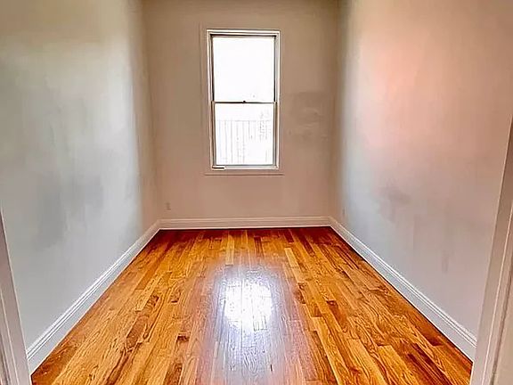 5th image of 287 Wyckoff Ave APT 3F