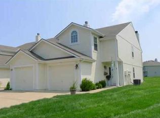 5747 NW Plantation Ln #197-D, Lees Summit, MO 64064