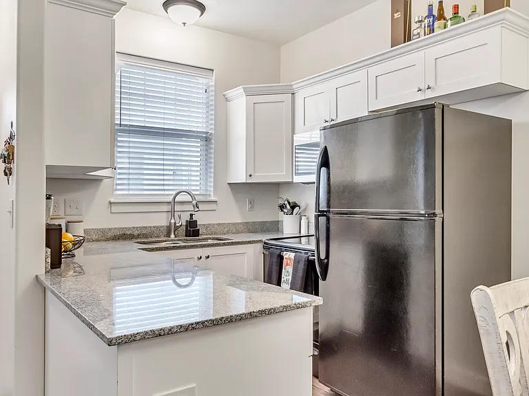 1807 E Cosmos Dr #F6 — Photo 5