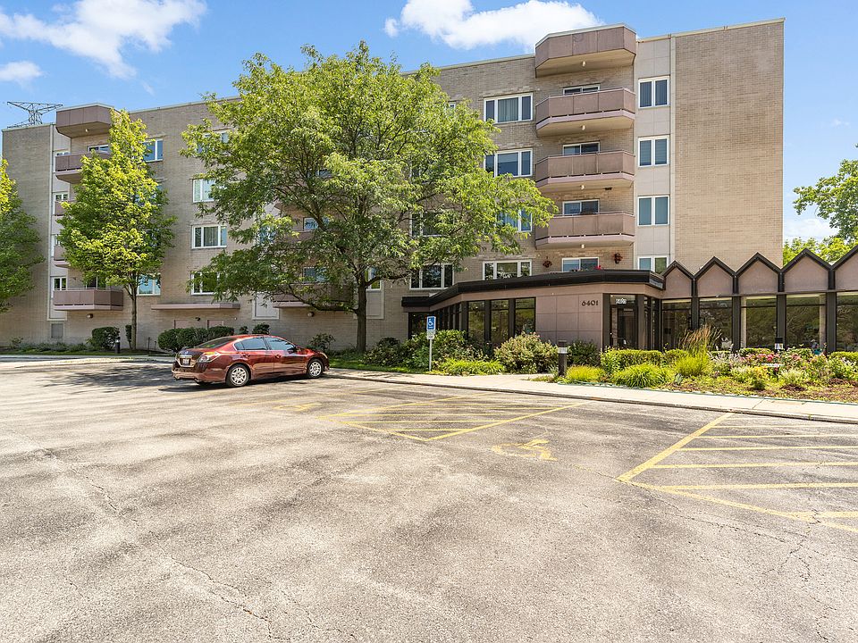 1st image of 6401 N Lincoln Ave #409