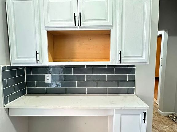 3rd image of 36 S Munn Ave APT 406