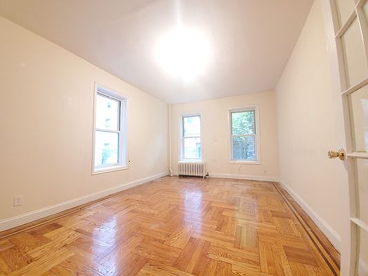 1st image of 520 W 218th St APT 2J