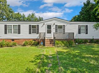 76 Maple St, Coats, NC 27521