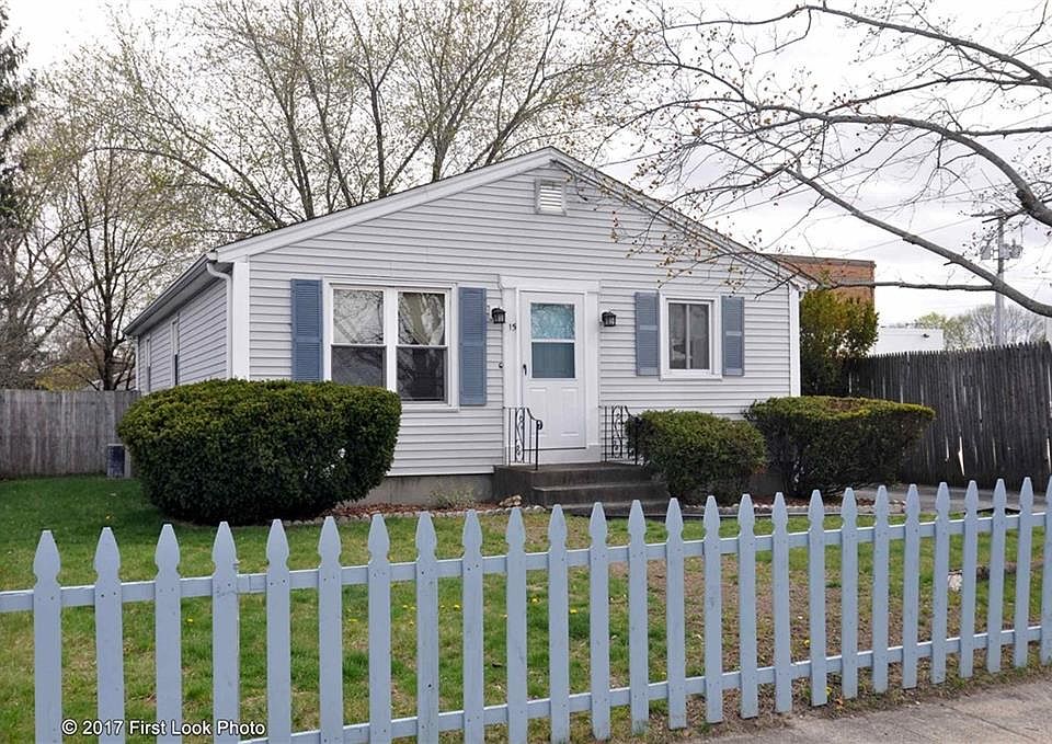 1st image of 15 Taylor Dr