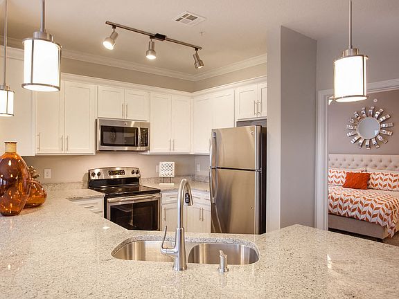 4th image of 11200 Delaware Pkwy #4313