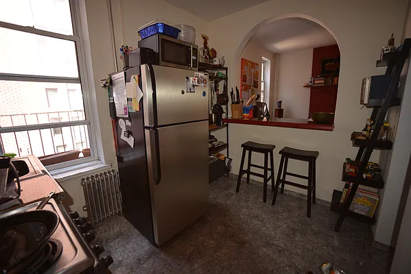 Rented by Voro, LLC | media 72