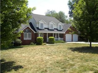 902 Blackfoot Dr, Fort Branch, IN 47648