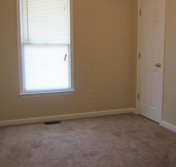 1673 Independence Dr — Photo 8