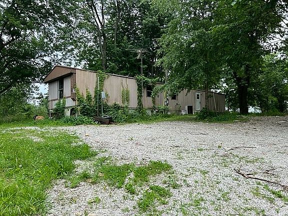 4th image of 6405 N Highway 259