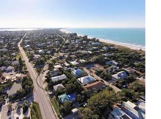 8106 Gulf Dr #B, Holmes Beach, FL 34217