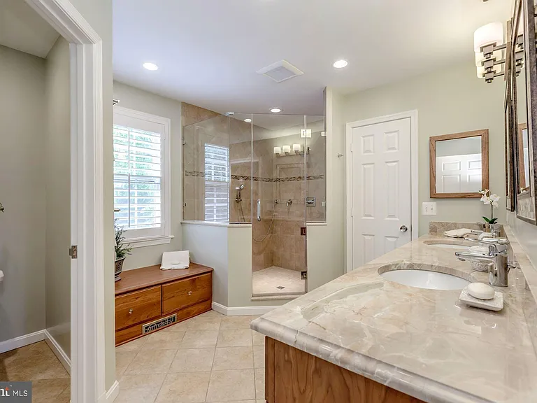 5106 Yuma St NW — Photo 18
