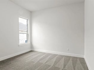 200 Castlefields St, Hutto, TX 78634