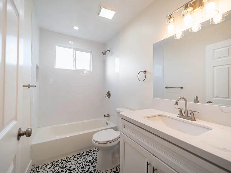 4576 Felton St #6 — Photo 9