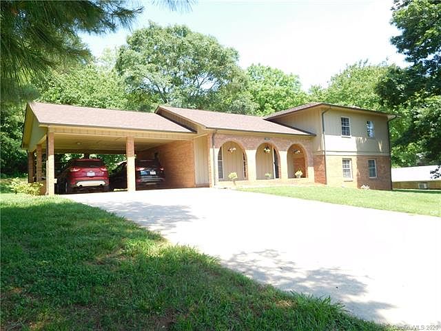 1st image of 1662 Mountain Shadows Dr