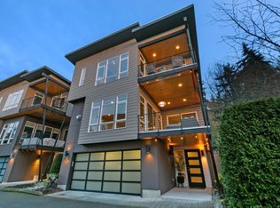 11214 NE 68th St, Kirkland, WA 98033