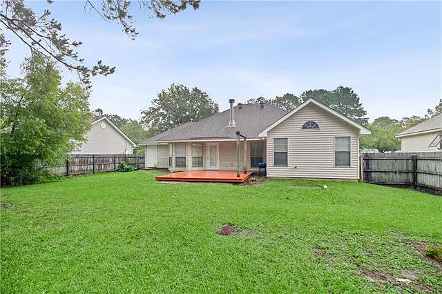 714 Marc Ct — Photo 14