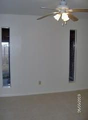 4th image of 3637 Glenway Dr