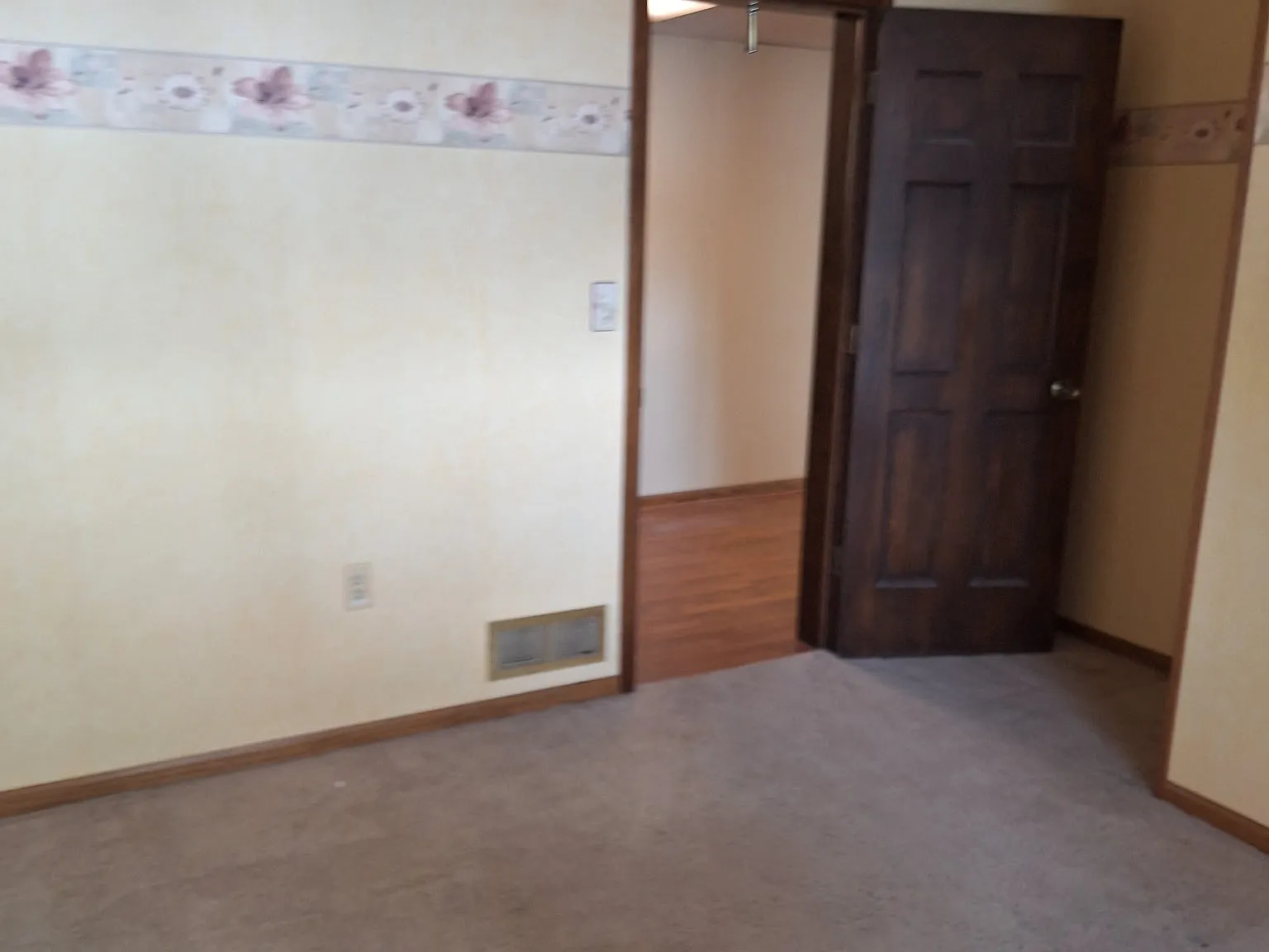 2 bed, 1250 sqft, $1,750 — Photo 3