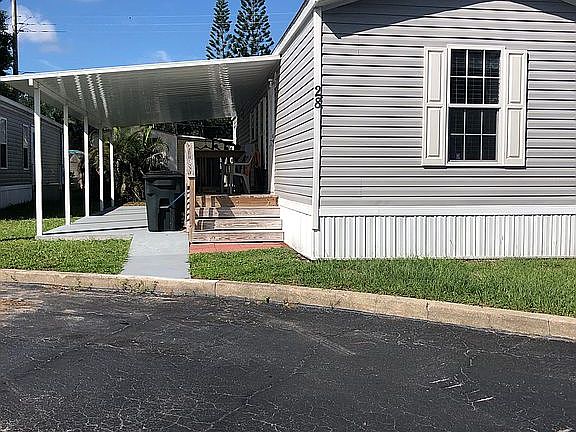 Canopy & P T Deck