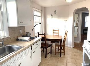 321 Roff Ave UNIT 2, Palisades Park, NJ 07650