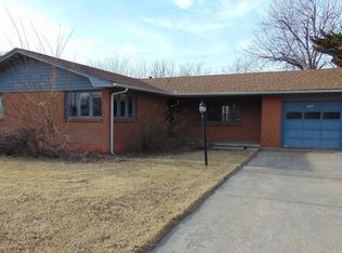 1216 N Roosevelt Ave, Liberal, KS 67901