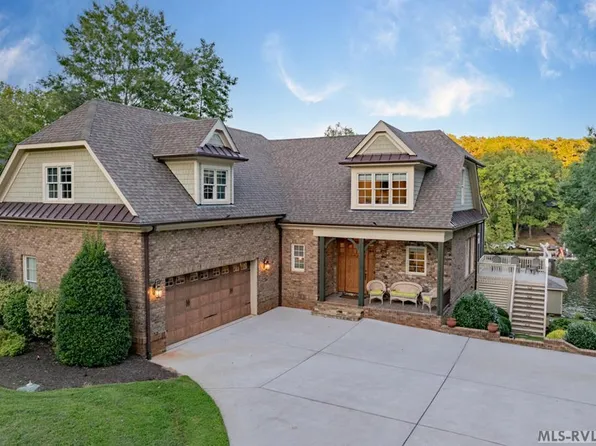 108 N Jacks Dr, Macon, NC 27551