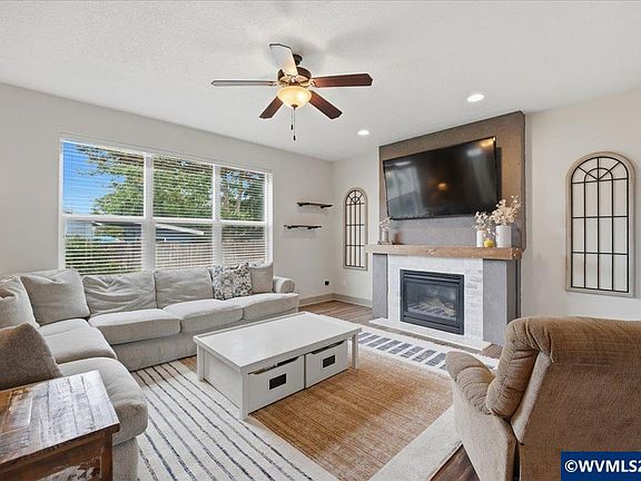 5th image of 1848 Ash Creek Dr E