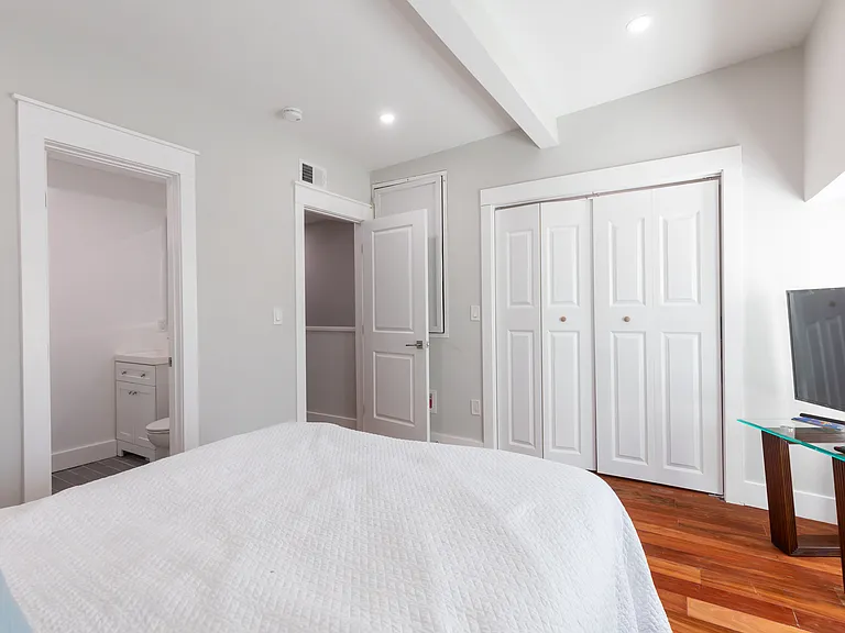 45 Bates St NW #2 — Photo 18