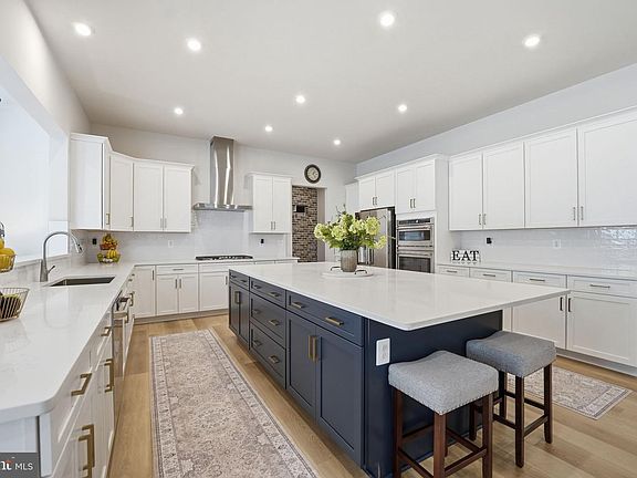 4th image of 8678 Sycamore Springs Way