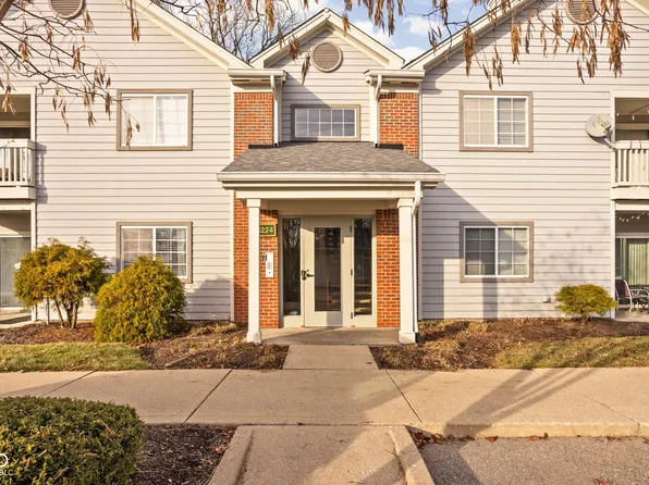 8224 Glenwillow Ln Unit 206, Indianapolis, IN 46278