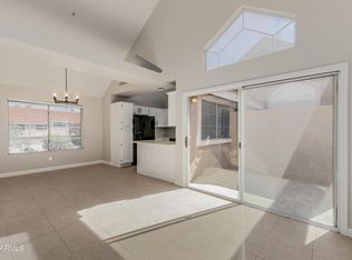 1633 E Lakeside Dr UNIT 35, Gilbert, AZ 85234