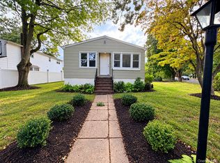 99 Central Avenue, Port Jefferson Station, NY 11776